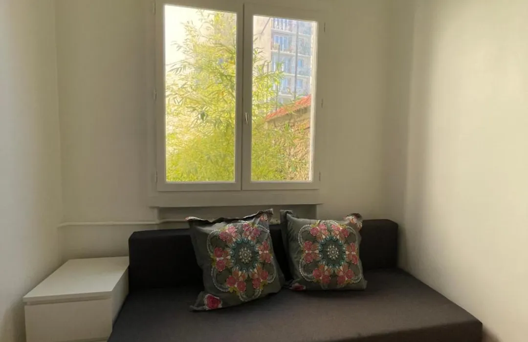 Studio Paisible Paris 20-1
